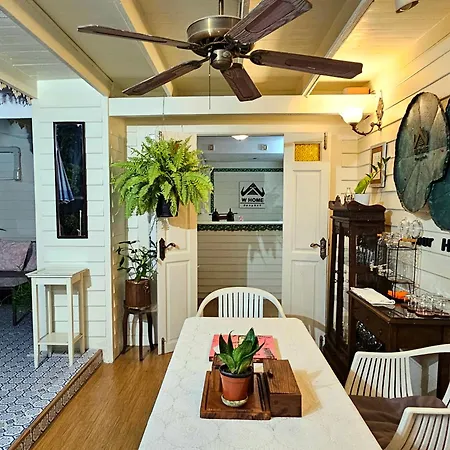 W Home The Thai-Style Tranquil And Cozy Villa Bangkok Exterior photo