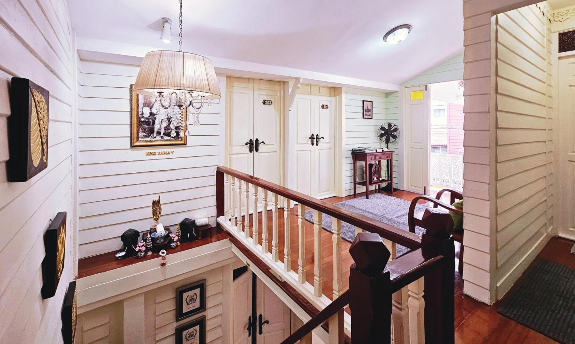 Villa W The Thai-style Tranquil And Cozy Bangkok