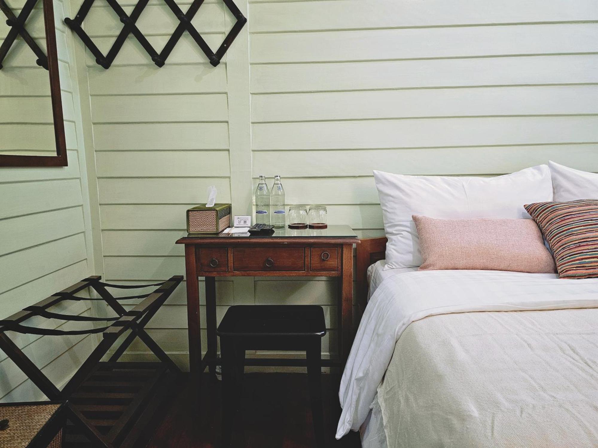 W The Thai-style Tranquil And Cozy