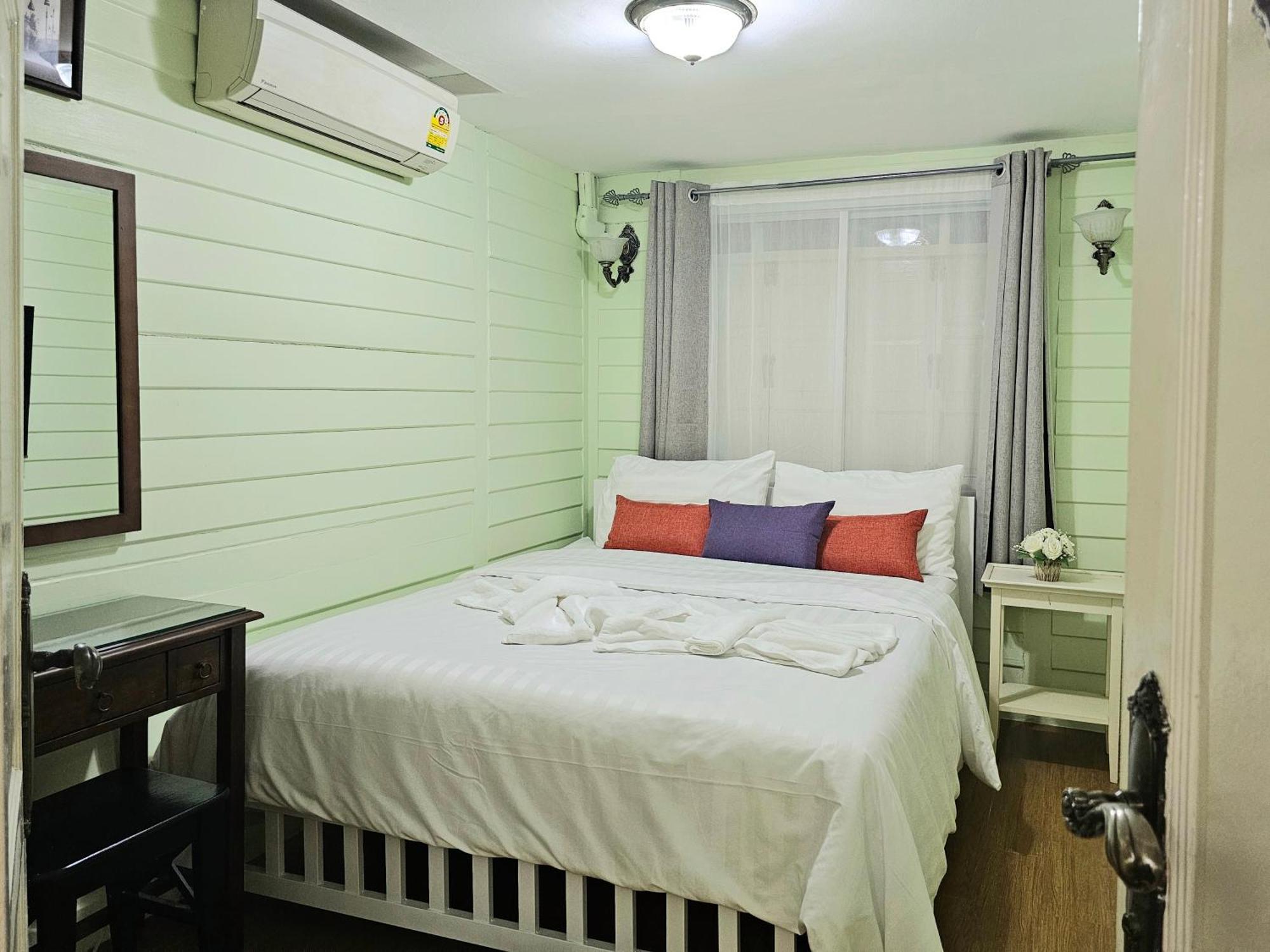 W The Thai-style Tranquil And Cozy *